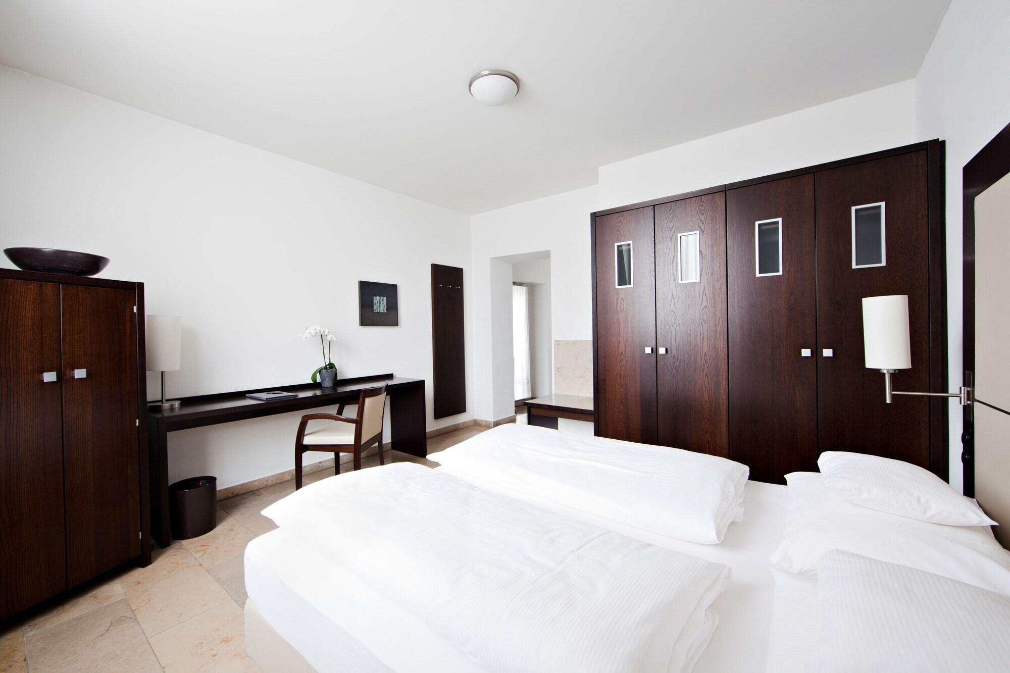 Burns Art Hotel Dusseldorf Luaran gambar