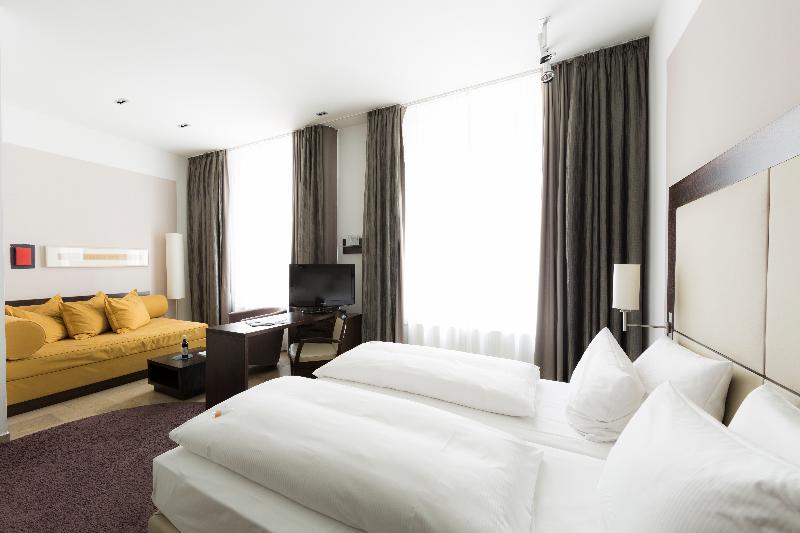 Burns Art Hotel Dusseldorf Luaran gambar